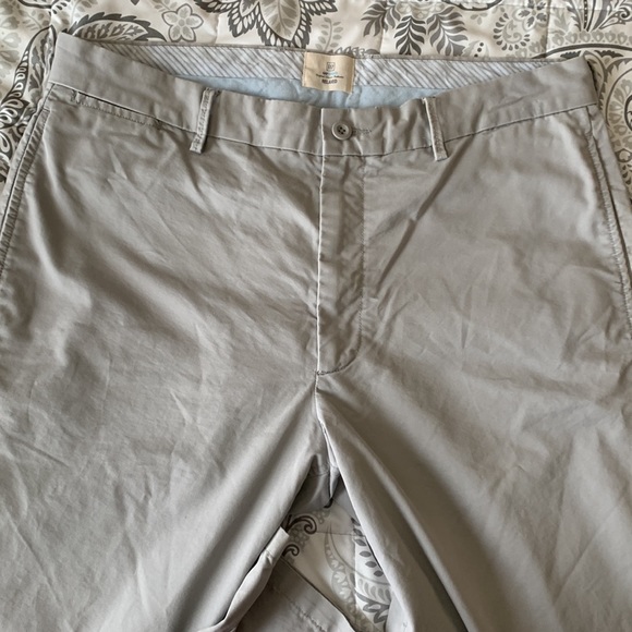 GAP Khakis Grey Pants - Picture 2 of 5